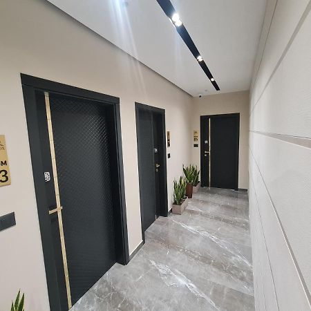 La Mirage Apartment 04 Tirana Exterior foto